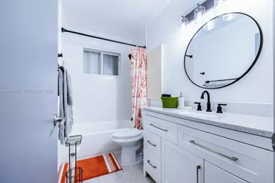 312 N Luna Ct, Hollywood, FL 33021 - Photo 24