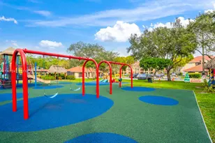 231 SW 116th Ave, Pembroke Pines, FL 33025 - Photo 22