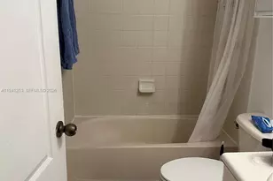 6950 NW 177th St, Hialeah, FL 33015 - Photo 4