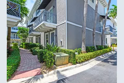 2249 NE 9th Ave, Wilton Manors, FL 33305 - Photo 40