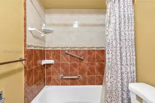 5041 W Oakland Park Blvd, Lauderdale Lakes, FL 33313 - Photo 4
