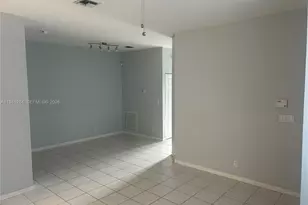 11707 NW 47th Dr, Coral Springs, FL 33076 - Photo 4