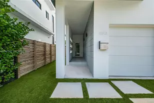 3140 Carter St, Miami, FL 33133 - Photo 4