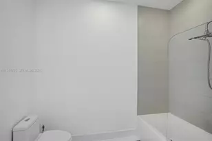 2600 E Hallandale Beach Blvd, Hallandale Beach, FL 33009 - Photo 18