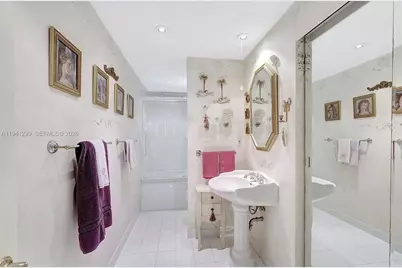 5005 Collins Ave #1224, Miami Beach, FL 33140 - Photo 26