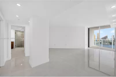 4000 Island Bl #2701, Aventura, FL 33160 - Photo 42