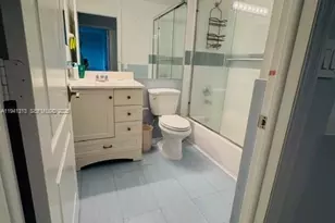 10919 NW 67th Terrace, Doral, FL 33178 - Photo 16