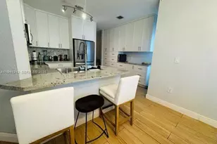 10919 NW 67th Terrace, Doral, FL 33178 - Photo 8