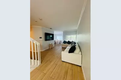 10919 NW 67th Ter, Doral, FL 33178 - Photo 2