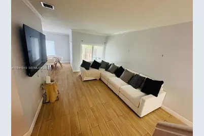 10919 NW 67th Ter, Doral, FL 33178 - Photo 4