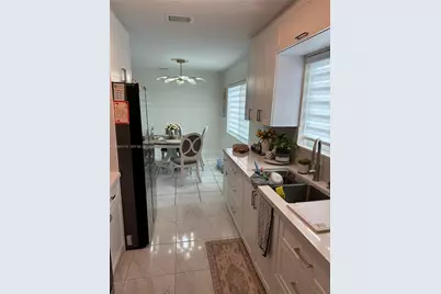 410 N 74th Ave, Hollywood, FL 33024 - Photo 12