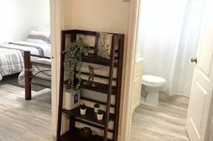 9076 NW 114th St, Hialeah Gardens, FL 33018 - Photo 4