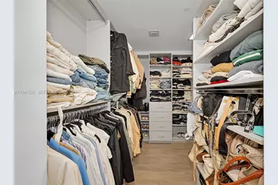 488 NE 18th St #1111, Miami, FL 33132 - Photo 16