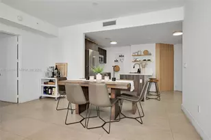 488 NE 18th St, Miami, FL 33132 - Photo 10