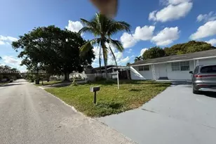 4871 SW 24th Ave, Dania Beach, FL 33312 - Photo 2