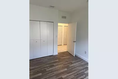 1663 SE 27th Dr #102, Homestead, FL 33035 - Photo 18