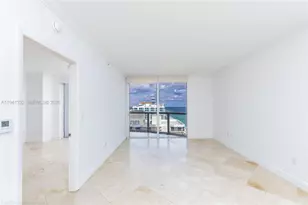 6365 Collins Ave, Miami Beach, FL 33141 - Photo 4