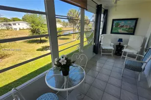 2112 Newport U, Deerfield Beach, FL 33442 - Photo 2