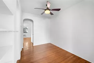 520 SW 6th St, Miami, FL 33130 - Photo 8