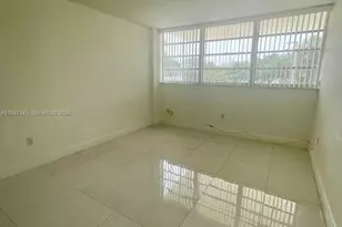 13155 Ixora Ct, North Miami, FL 33181 - Photo 8