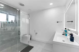 551 SW 127th Ave, Miami, FL 33184 - Photo 24