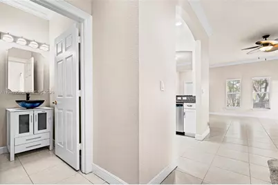 2501 SW 99th Way, Miramar, FL 33025 - Photo 12