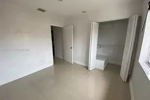 8031 NW 8th St, Miami, FL 33126 - Photo 10