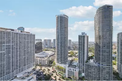 1750 N Bayshore Dr #4210, Miami, FL 33132 - Photo 12