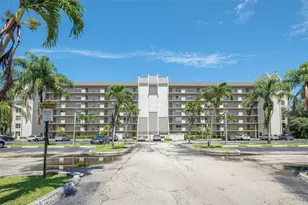 3150 W Rolling Hills Cir, Davie, FL 33328 - Photo 16