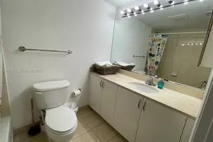 1750 N Bayshore Dr, Miami, FL 33132 - Photo 18