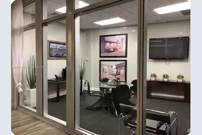 1750 N Bayshore Dr #1213, Miami, FL 33132 - Photo 30