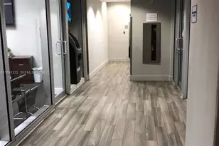 1750 N Bayshore Dr, Miami, FL 33132 - Photo 22