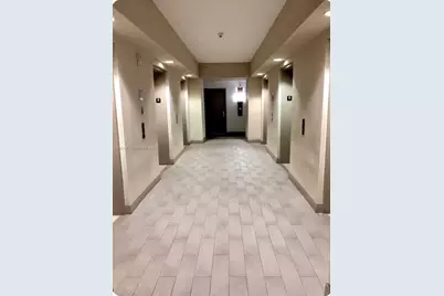 1750 N Bayshore Dr #1213, Miami, FL 33132 - Photo 26