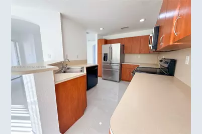 16462 SW 48th Ter, Miami, FL 33185 - Photo 6