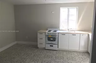 1700 NW 22nd Ct, Miami, FL 33125 - Photo 4