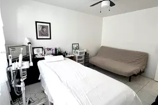 408 Lakeview Dr, Weston, FL 33326 - Photo 12