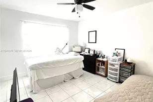 408 Lakeview Dr, Weston, FL 33326 - Photo 14