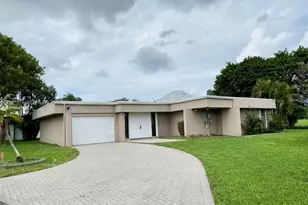 6105 Royal Poinciana Ln, Tamarac, FL 33319 - Photo 1