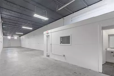 569 W 28th St, Hialeah, FL 33010 - Photo 2