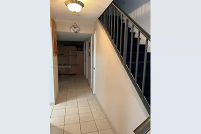 19358 Bobolink Dr, Hialeah, FL 33015 - Photo 2