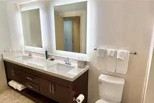 17375 Collins Ave, Sunny Isles Beach, FL 33160 - Photo 36