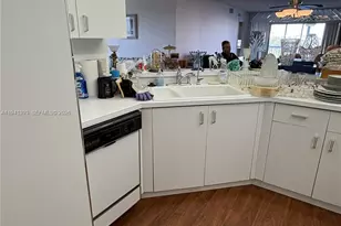 2602 NW 103rd Ave, Sunrise, FL 33322 - Photo 8