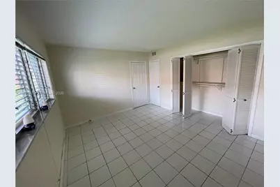 1450 Atlantic Shores Blvd #109, Hallandale Beach, FL 33009 - Photo 14