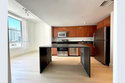 111 E Flagler St #805, Miami, FL 33131 - Photo 2