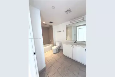 111 E Flagler St #805, Miami, FL 33131 - Photo 14