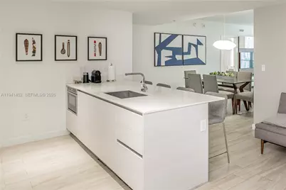 1300 S Miami Ave #2210, Miami, FL 33130 - Photo 2