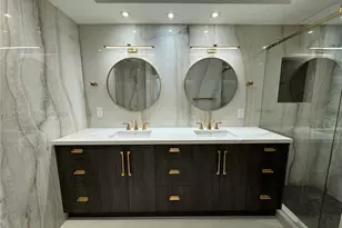 [Address not provided], Miami Beach, FL 33140 - Photo 32