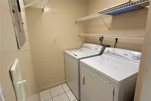 7693 W 29th Ln, Hialeah, FL 33018 - Photo 12