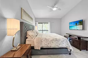 1977 SW 15th St, Deerfield Beach, FL 33442 - Photo 10