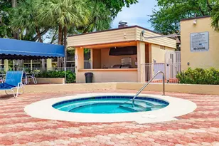 1977 SW 15th St, Deerfield Beach, FL 33442 - Photo 30